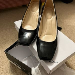 Nine West Vibe 9X9 Block Heel Pump